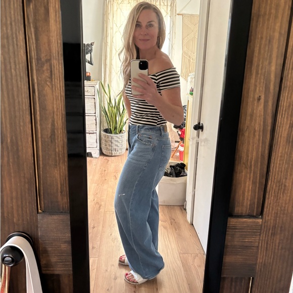 AE Dreamy Drape Stretch Super high waist wide leg jeans  6R - Picture 6 of 10